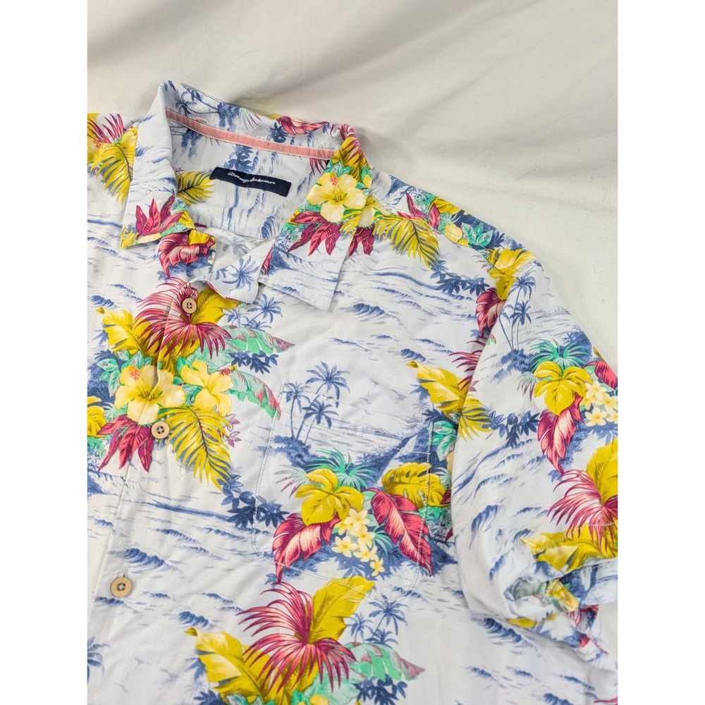 Tommy Bahama Rayon Shirt  3XL Floral Hawaiian Short Sleeve Button Up Aloha *Read